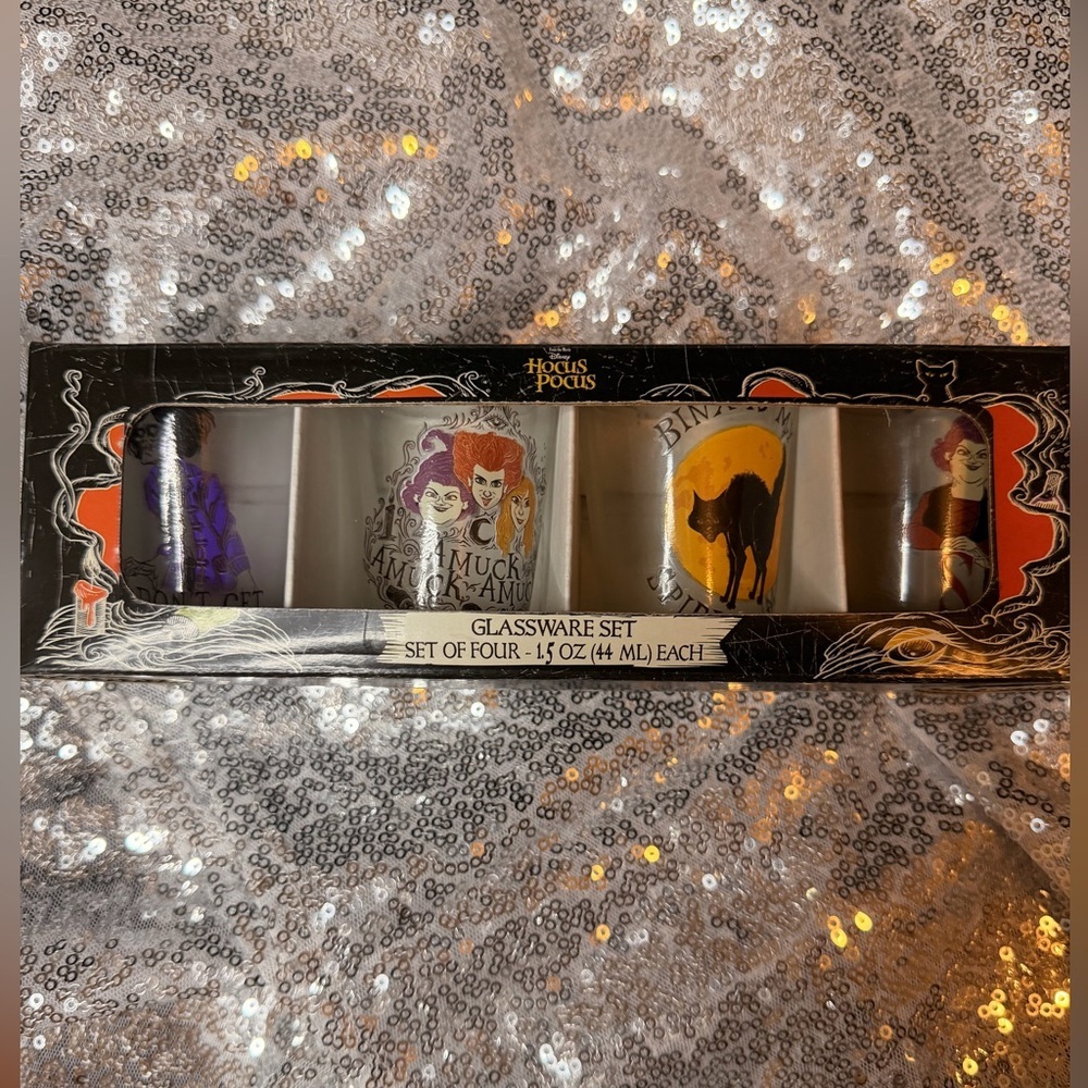 Disney Hocus Pocus Black and Gold Box